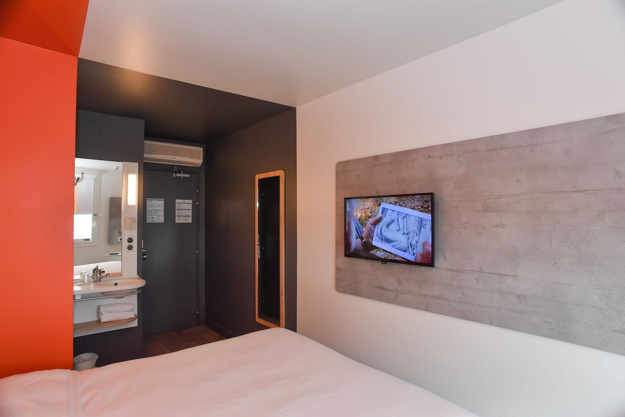 Ibis Budget Saint Lo Exterior photo