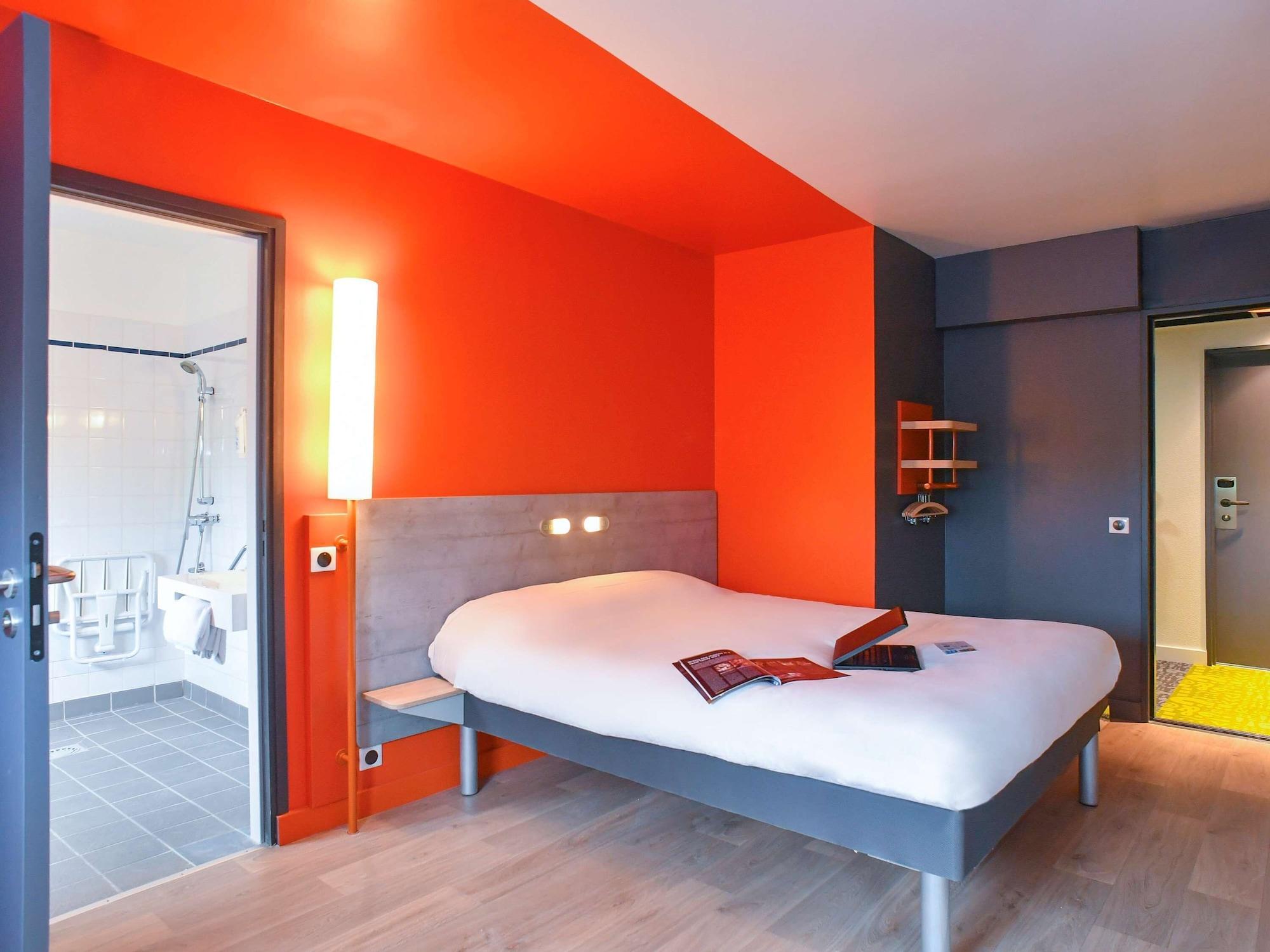 Ibis Budget Saint Lo Exterior photo